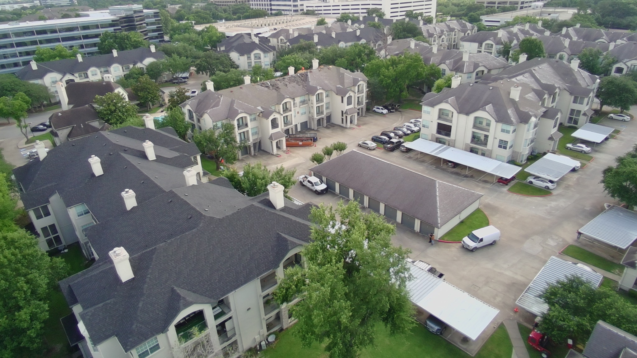 Multifamily roofing project in Texas